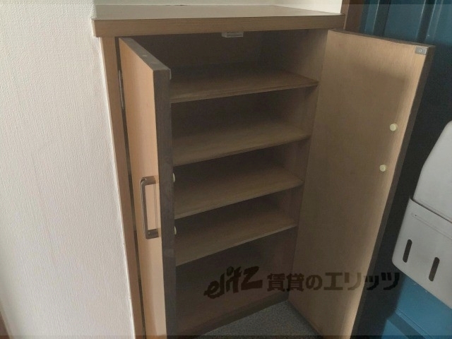 収納　下駄箱
