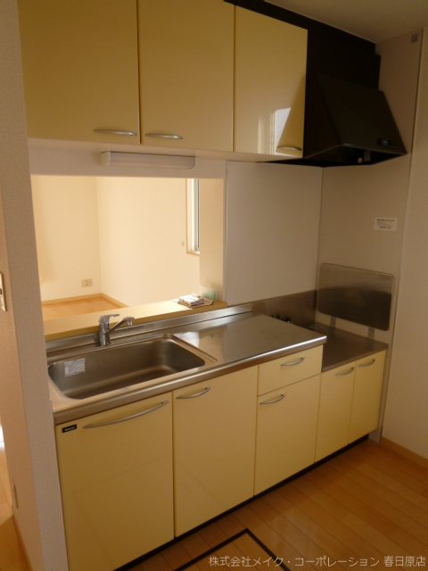 キッチン　写真は同型タイプ