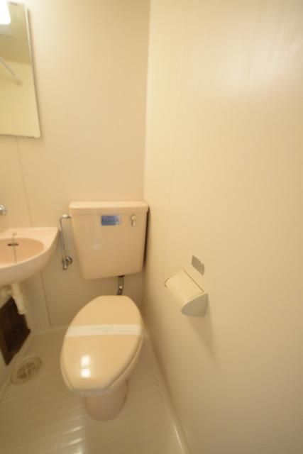 トイレ　★お部屋探しは株式会社タウンハウジング東京まで★