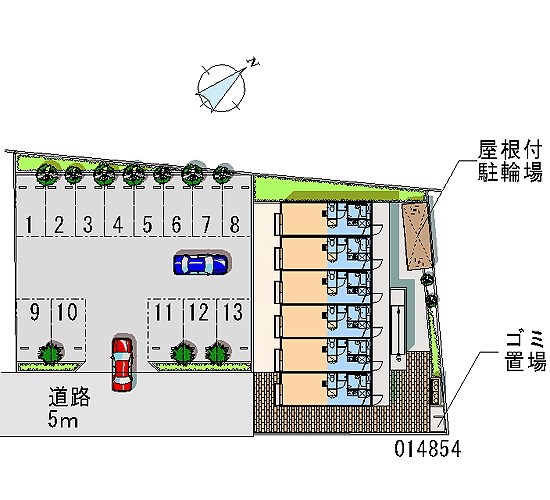 駐車場　ごみ置き場・駐輪場があります。