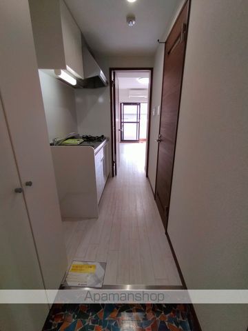 ウインズコート西梅田IIの玄関写真