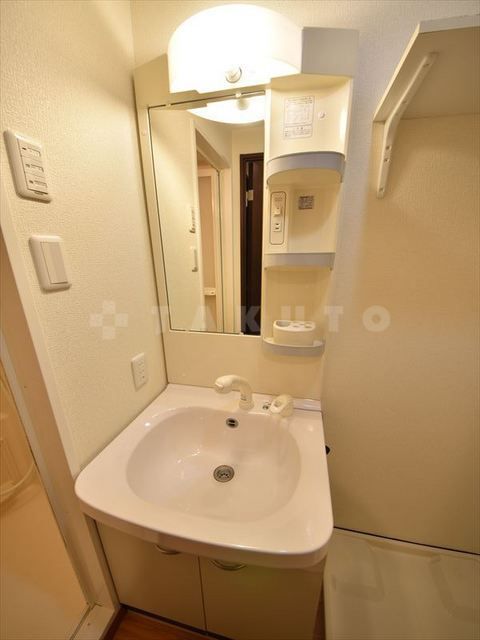 エクセレント上新15の内装写真