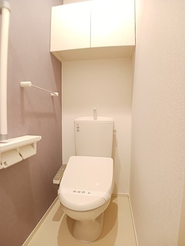 トイレ　シンプルで使いやすいトイレです
