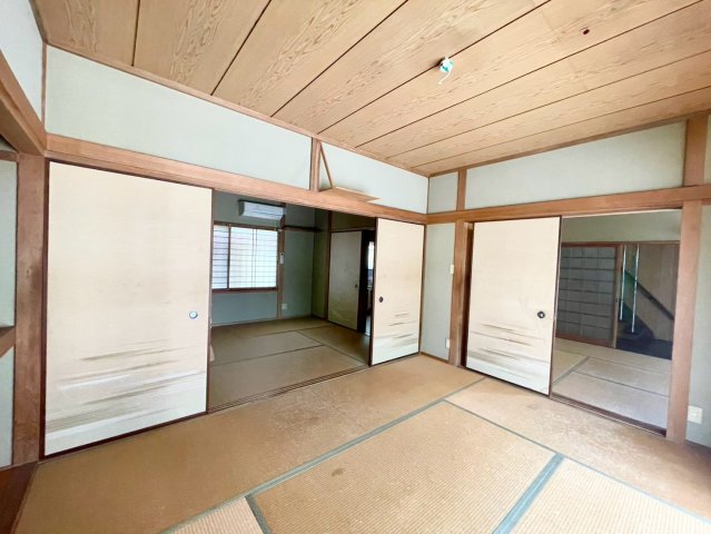 手崎町貸家の内装写真