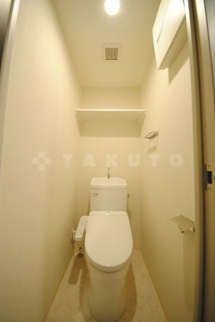 エステムコート大阪WESTのトイレ写真