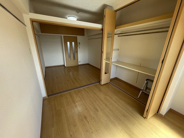 ギャラン南小倉の内装写真