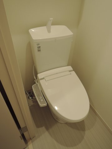 Aira 高蔵寺のトイレ写真