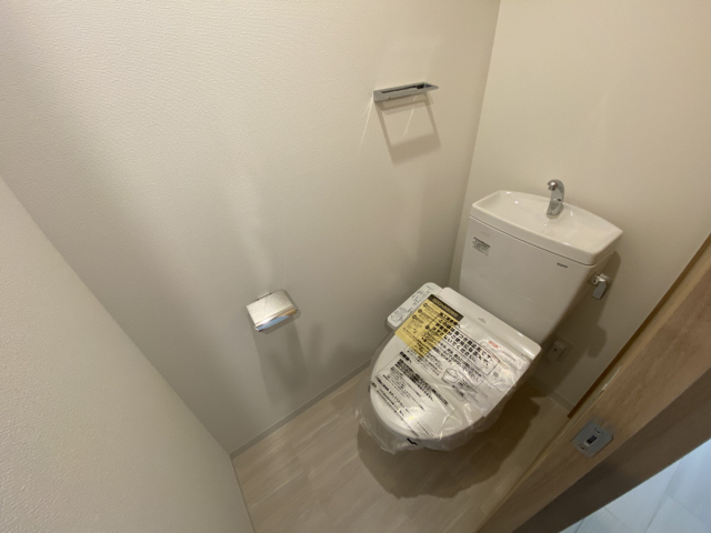 リブネスコート神戸深江のトイレ写真