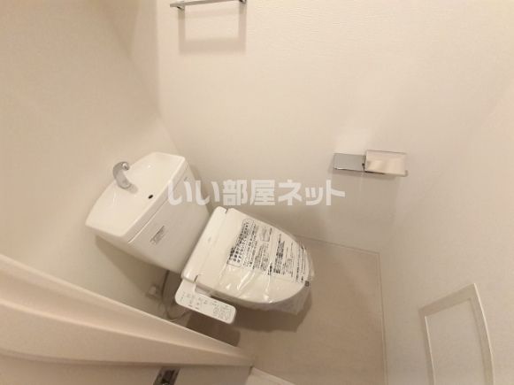 LIVIAZ KOBE LaMerのトイレ写真