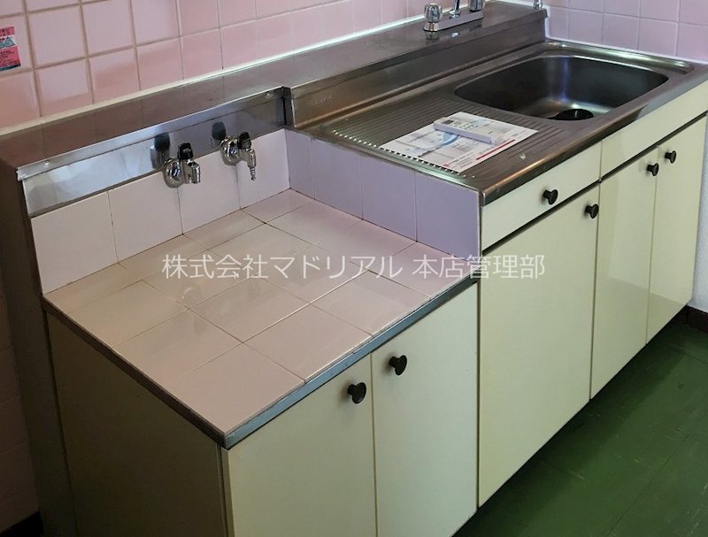 都営浅草線 西馬込駅 徒歩14分 4階建 築48年のキッチン写真