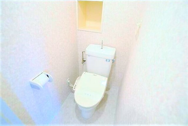 トイレ　他のお部屋の参考写真です。