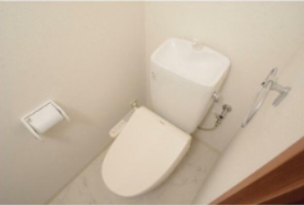 ＪＲ京葉線 八丁堀駅 徒歩2分 14階建 築22年のトイレ写真