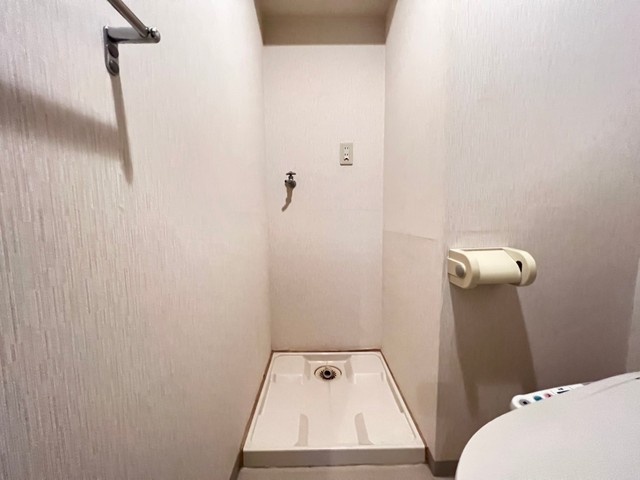 その他　写真は違う号室です。
