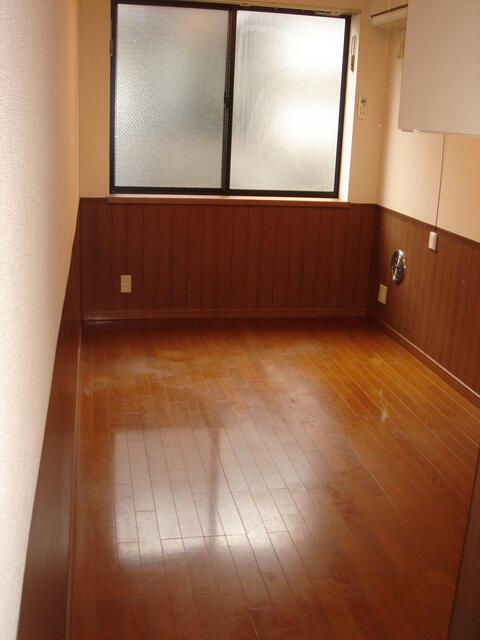ＪＲ中央線 東中野駅 徒歩12分 2階建 築22年の居間写真