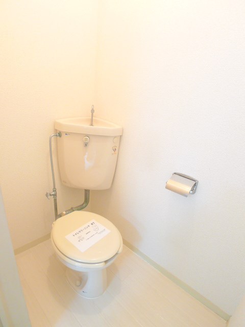 クルトゥラドーモ英萌Iのトイレ写真