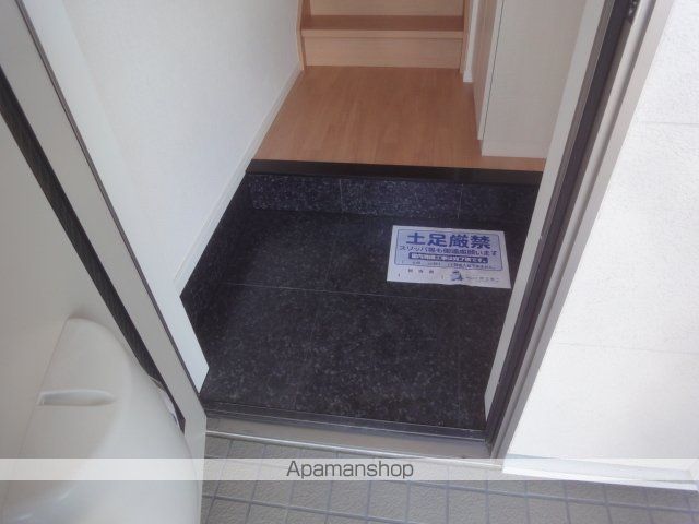 グローリアの玄関写真