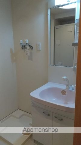 地下鉄東豊線 元町駅 徒歩5分 6階建 築16年の内装写真