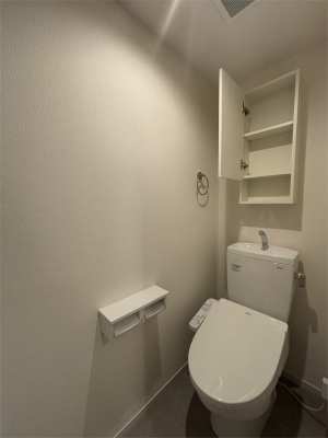 トイレ　トイレもきれいです