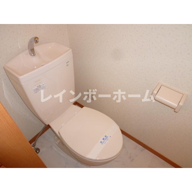 トイレ　シンプルで使いやすいトイレです