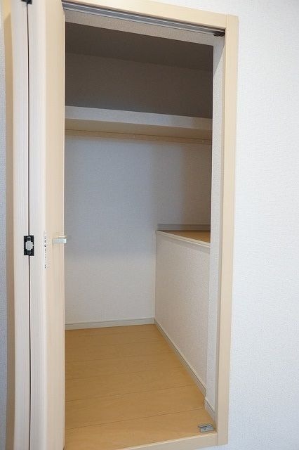 収納　同建物別号室