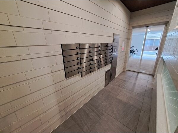 地下鉄谷町線 中崎町駅 徒歩9分 9階建 築4年の外観写真