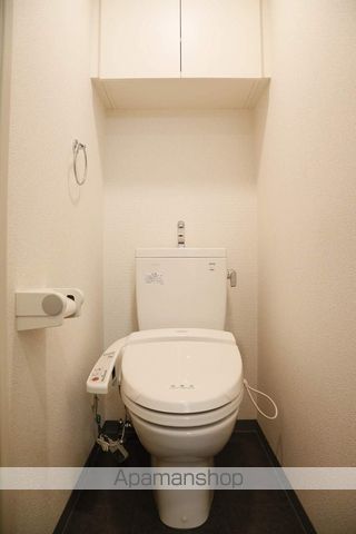 京王線 代田橋駅 徒歩6分 14階建 築20年のトイレ写真