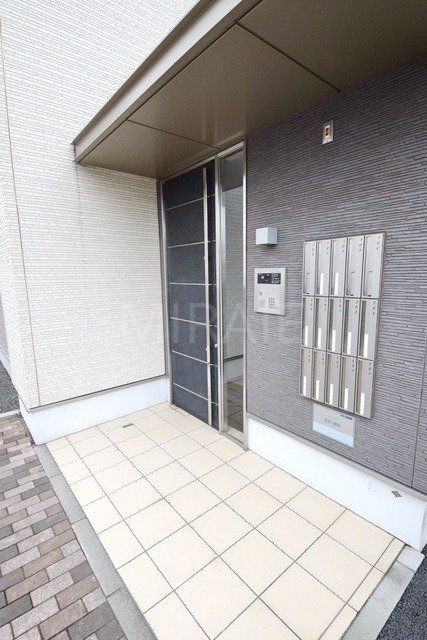 エントランス　エントランス
