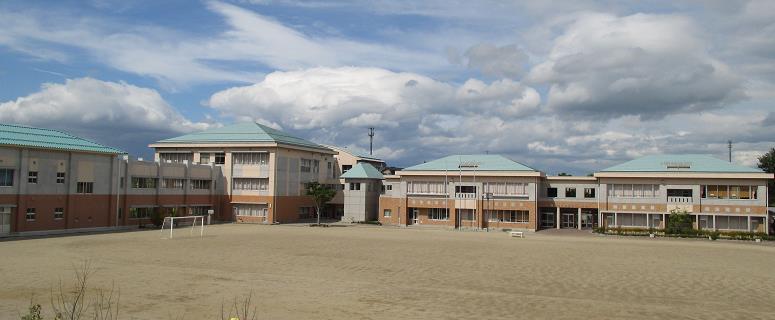 【イトーコーハイツの小学校】