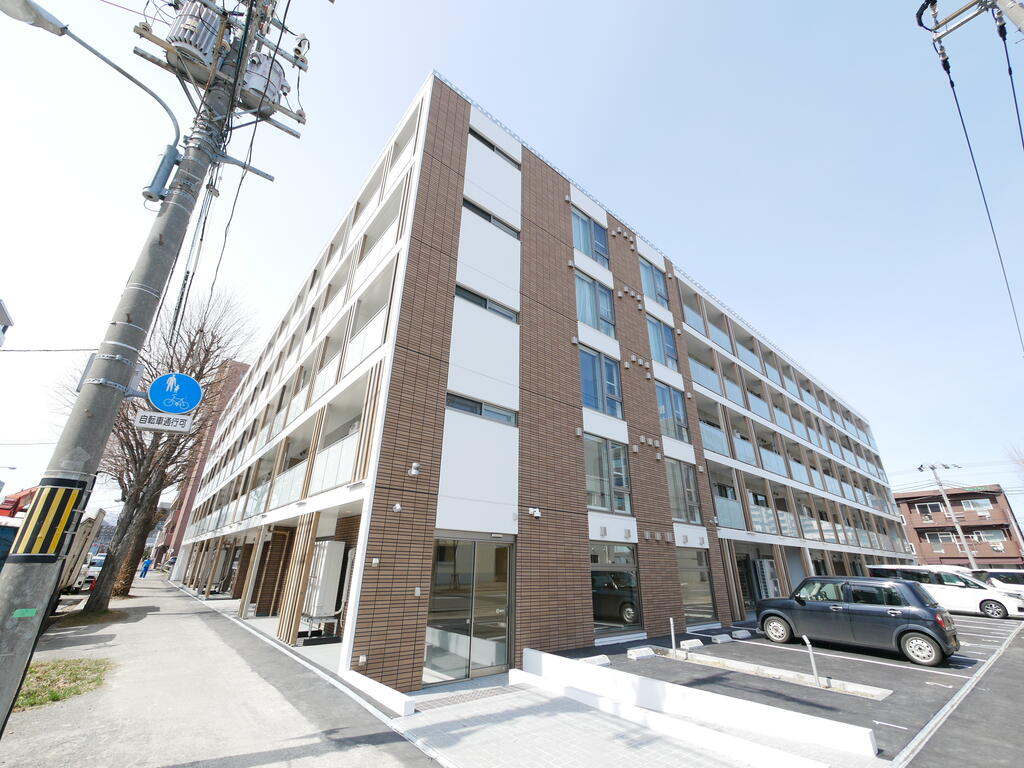 北海道札幌市中央区北八条西１９（マンション）の賃貸物件の外観