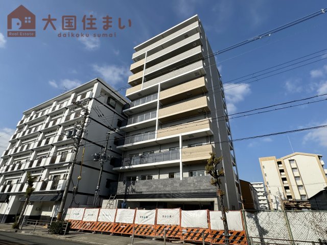 大阪市西成区出城のマンションの建物外観