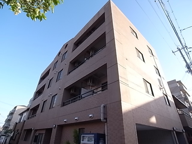 神戸市兵庫区松本通のマンションの建物外観