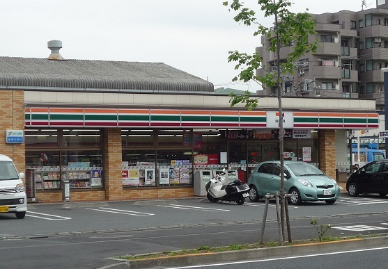 【川崎市幸区南加瀬のマンションのコンビニ】