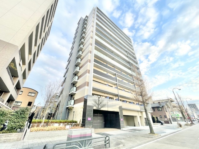 【Ｓ－ＲＥＳＩＤＥＮＣＥ桜本町ａｗｅｓｏｍｅの建物外観】