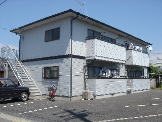 【コーポ本町の建物外観】