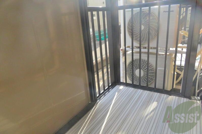 バルコニー　バルコニーがついて、お外で洗濯物も干せそうですね。