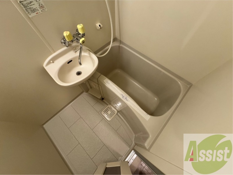 バス・シャワールーム　お風呂です。ゆっくりお風呂につかるのも体に良いですね～