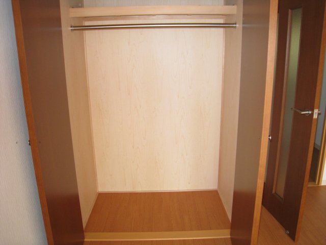 収納　同物件、別号室のものです。