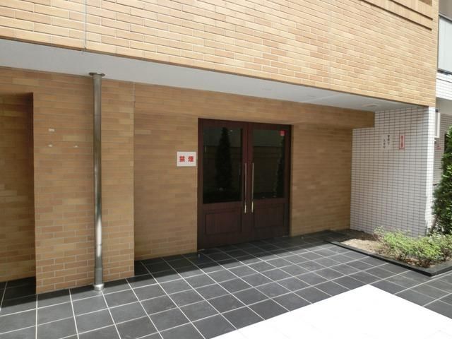 エントランス　エントランス