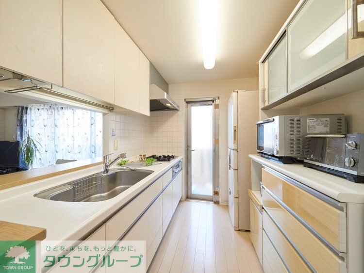 キッチン　家具家電等はイメージです。実際には付属しませんのでご注意く…