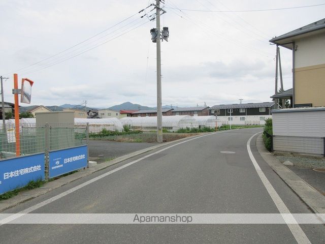 その他　周辺道路（その他）まで0m