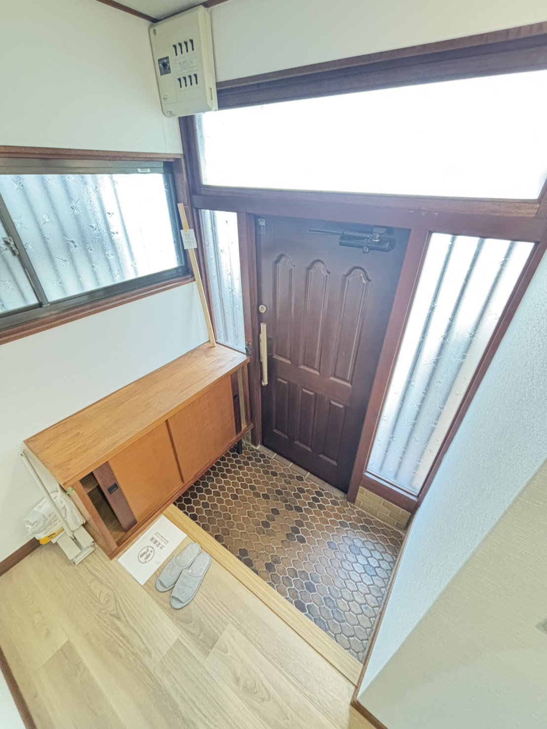 玄関