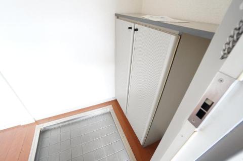 サンビレッジ鮎川　玄関　玄関