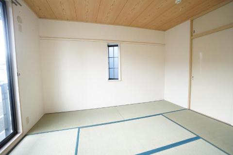 サンビレッジ鮎川　居室・リビング　和室