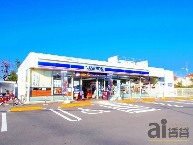 コンビニ　ローソン 小金井東町三丁目（コンビニ）まで636m