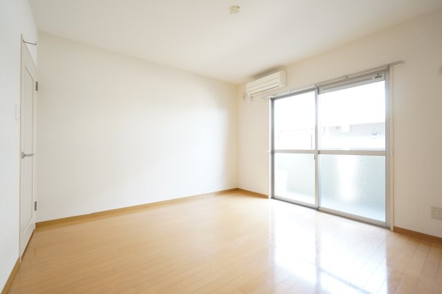 居室・リビング　当日の見学大歓迎！