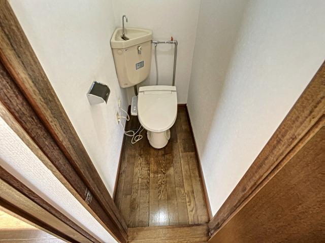 トイレ　トイレ