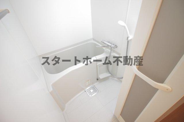 バス・シャワールーム　きれいなお風呂です