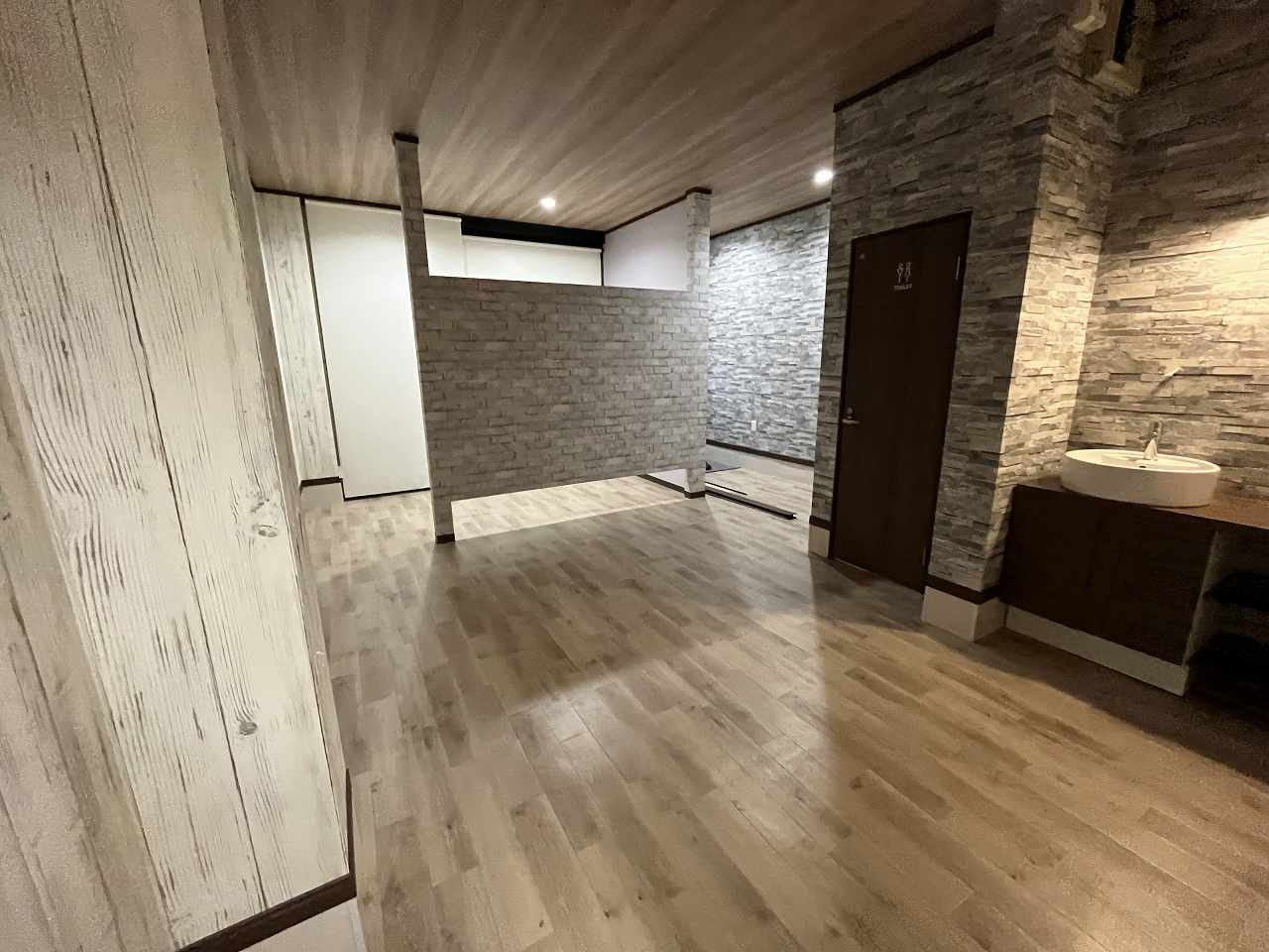 その他　原状優先