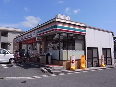 その他　セブンイレブン藤井寺道明寺店（その他）まで296m