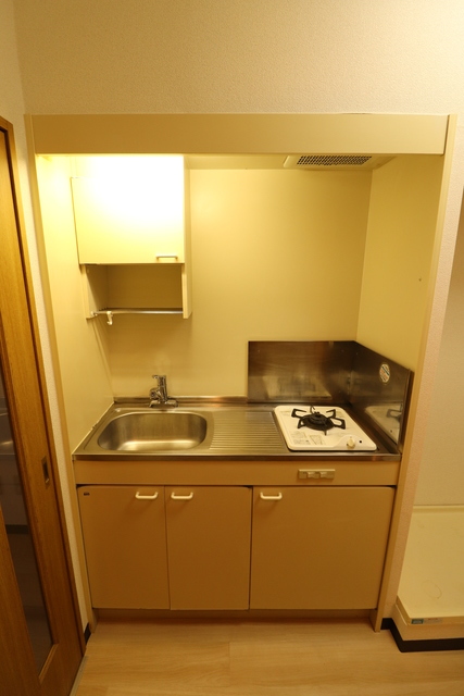 キッチン　※別部屋参考写真